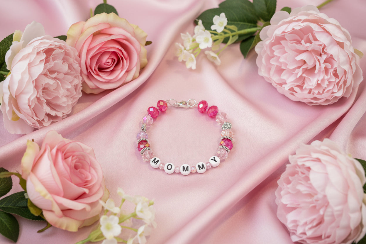 "MOMMY" Beaded Bracelet - Lavender
